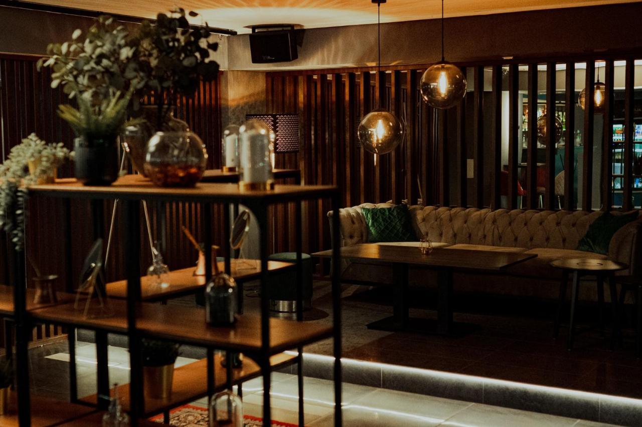 Hotel Ali Baba Humenné Eksteriør billede