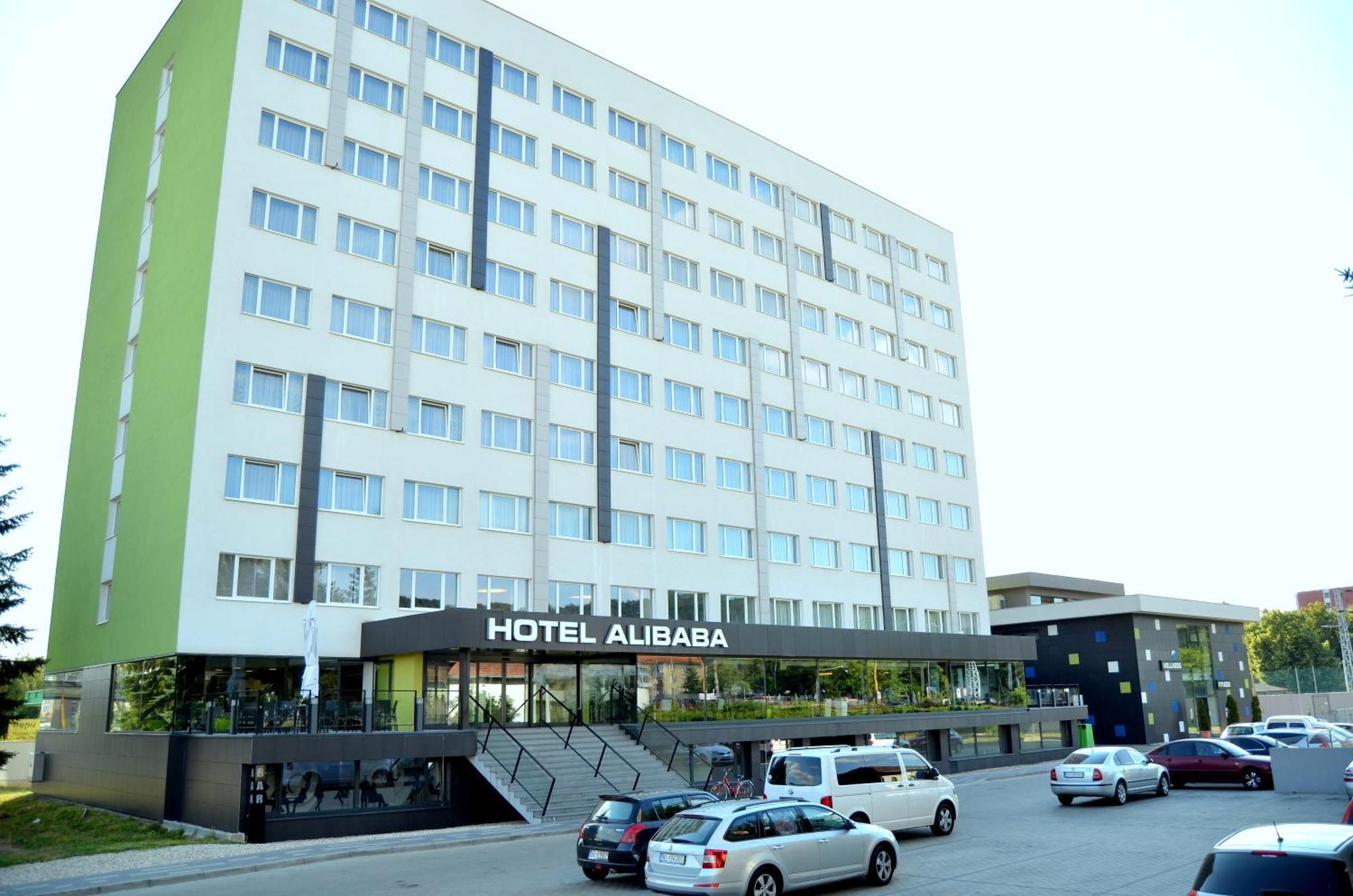 Hotel Ali Baba Humenné Eksteriør billede